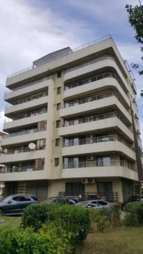 Гостиница Miraj Deluxe Apartments  Мамая